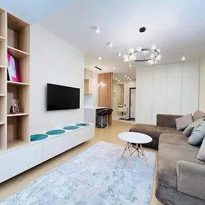 https://krasivaya-evrodwuszka.hotels-of-almaty.com
