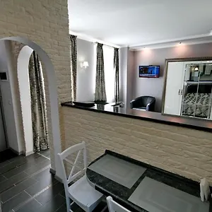 https://lviv-center-apartaments.hotelslviv.net